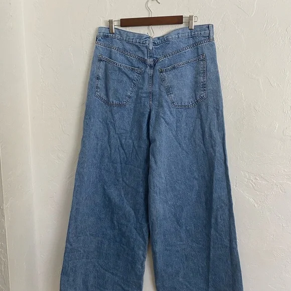 NWT Blue Wide-Leg Jeans Size 12 - Picture 6 of 6
